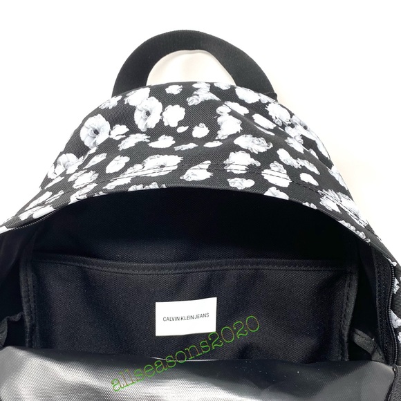 😳SALE😳 Calvin Klein SCULPTED Print Women’s BACKPACK Roses 36092304155 - Picture 6 of 10